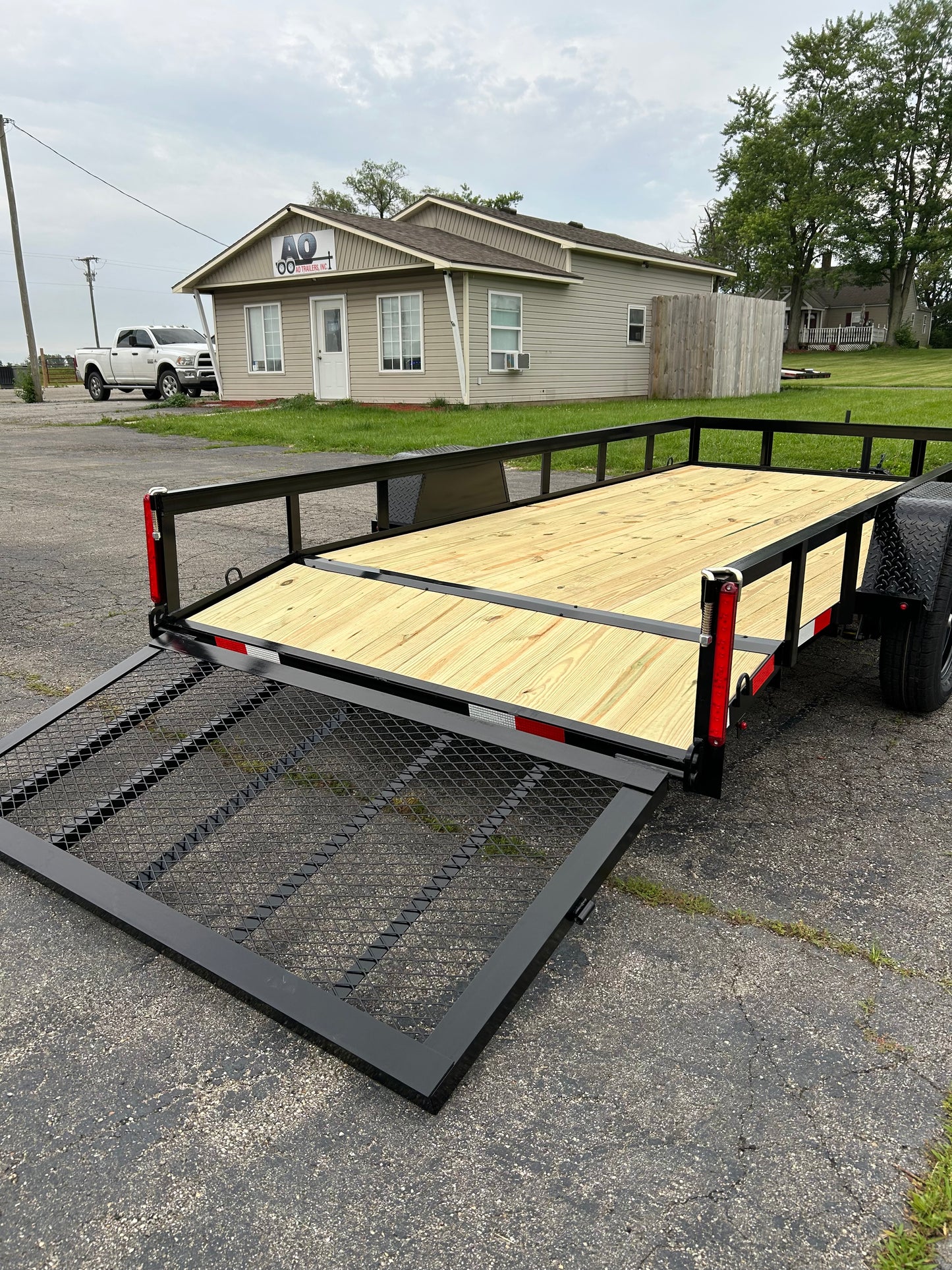14FT Single Axle Utility